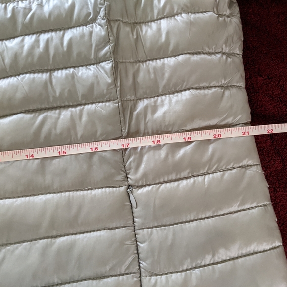 Italian Pearl Trimmed Gray Slim Puffer Jacket Size XL - Picture 13 of 14